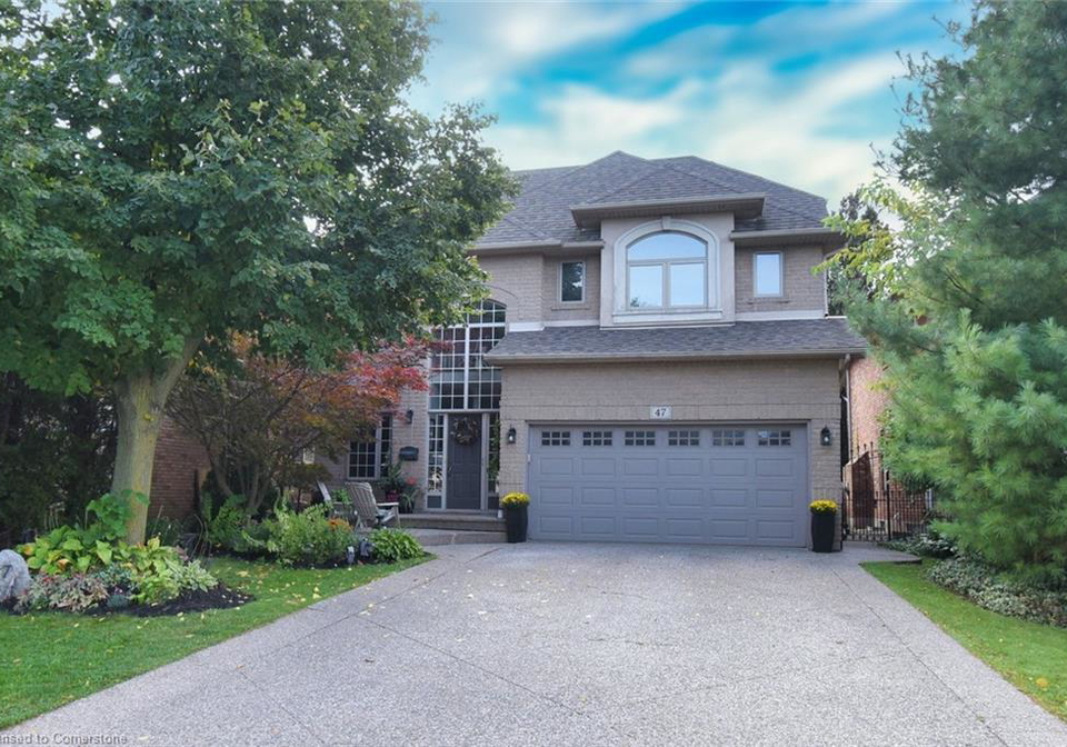 47-surrey-drive-ancaster-ontario-40708346