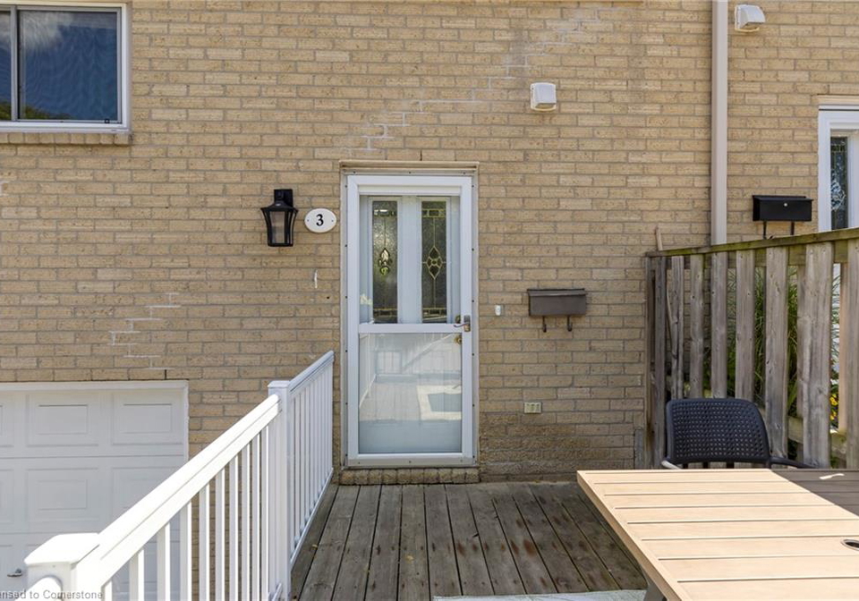 51-caroga-court-hamilton-ontario-40708441