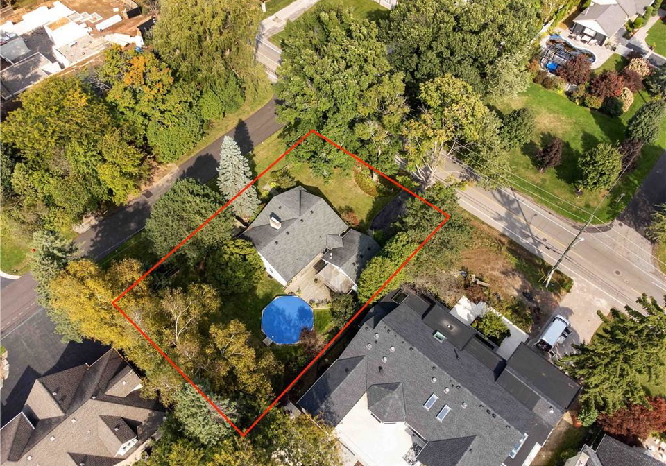 4-thornwood-drive-ancaster-ontario-40708653