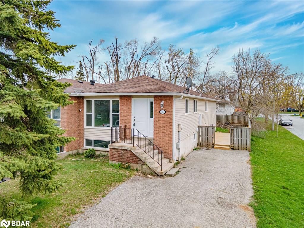43-charlbrook-avenue-barrie-ontario-40708702