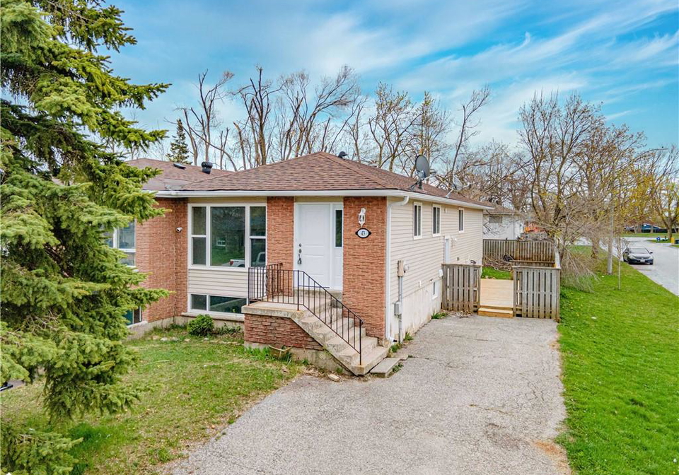 43-charlbrook-avenue-barrie-ontario-40708702