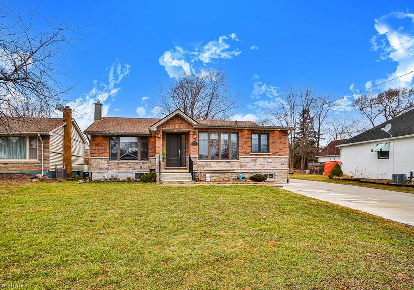 4182-william-street-beamsville-ontario-40709075