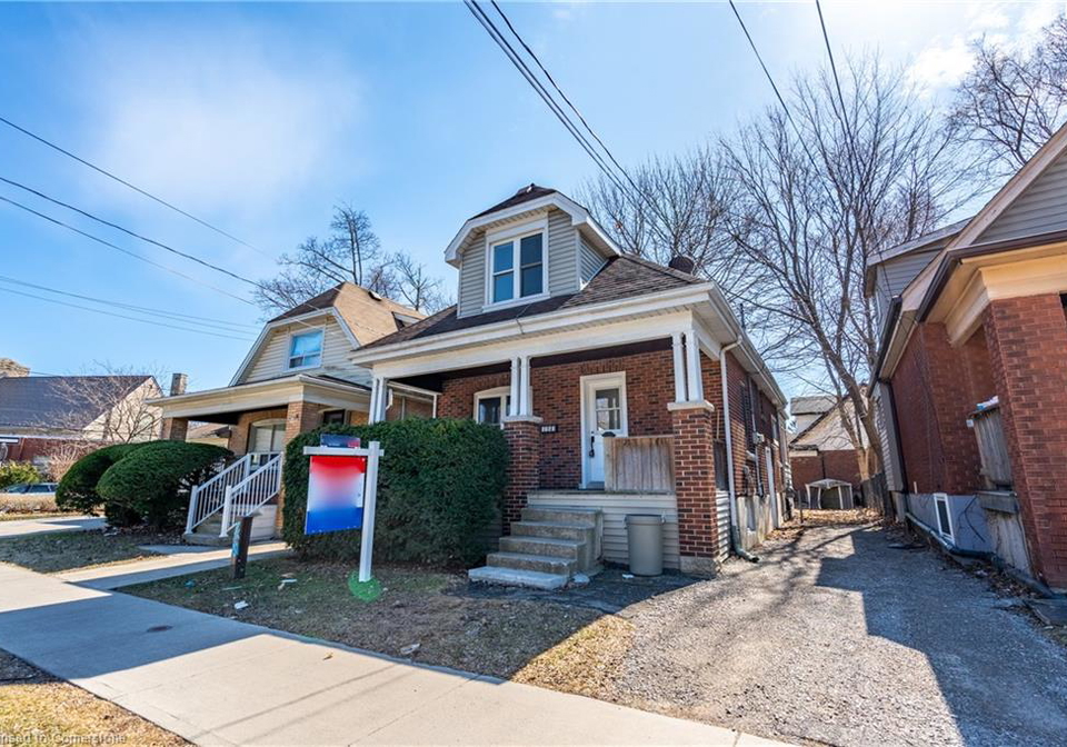 1161-king-street-w-hamilton-ontario-40709568