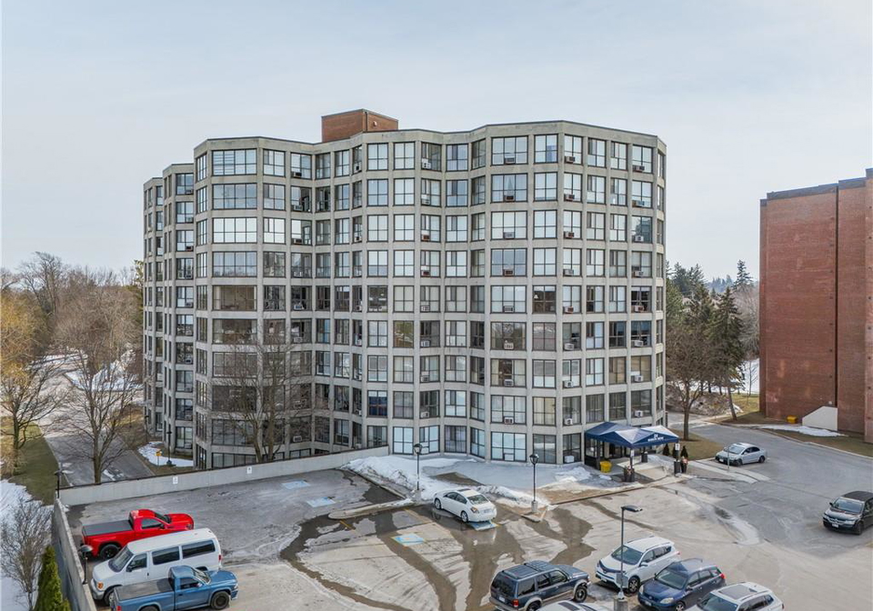 24-marilyn-drive-guelph-ontario-40709835
