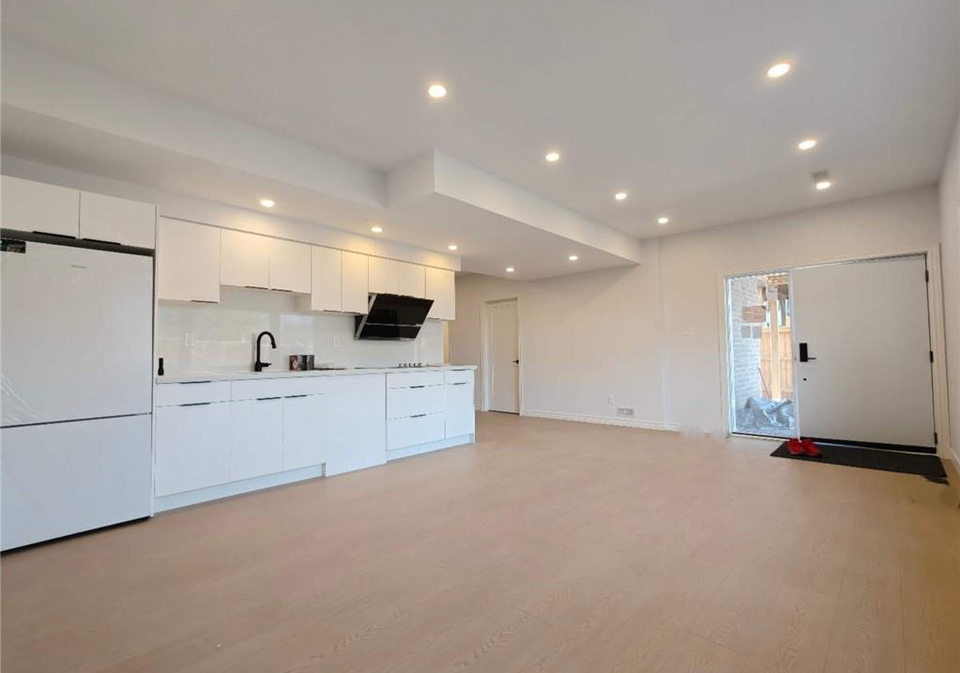 30-falconridge-drive-kitchener-ontario-40709929