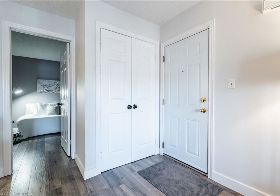 2040-cleaver-avenue-halton-ontario-40710049