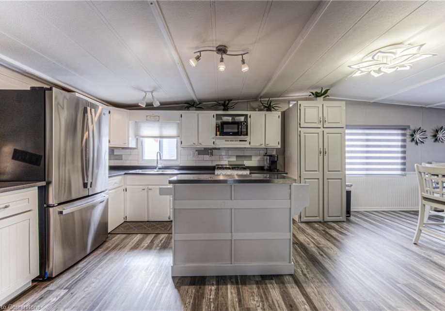 580-beaver-creek-road-waterloo-ontario-40710602