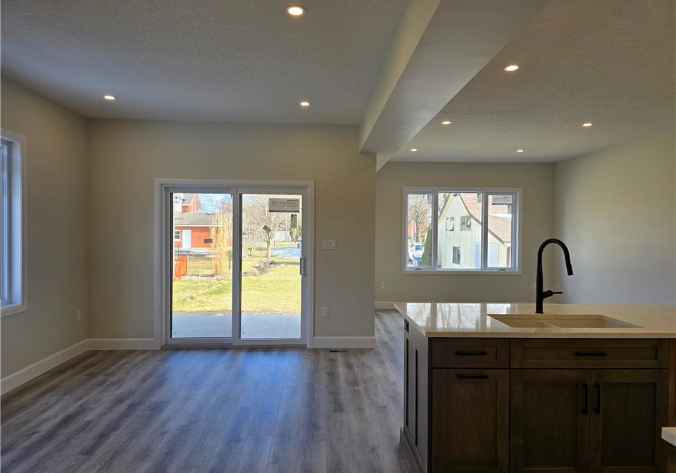 191-queen-street-atwood-ontario-40710914