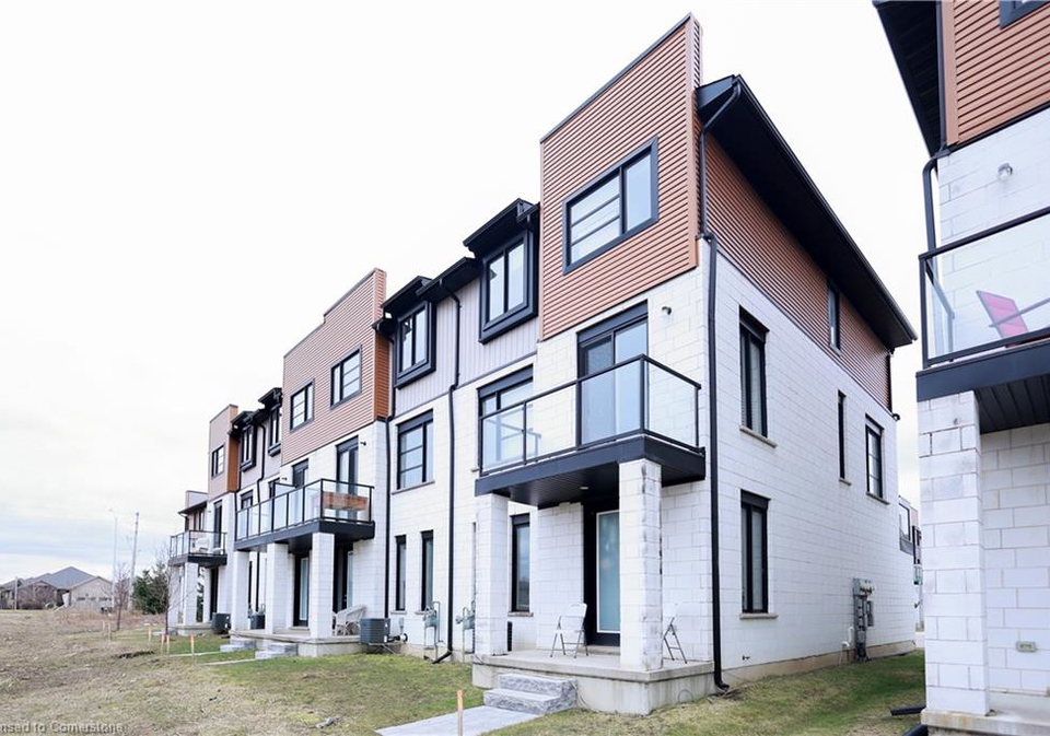 888-west-village-square-london-ontario-40711489