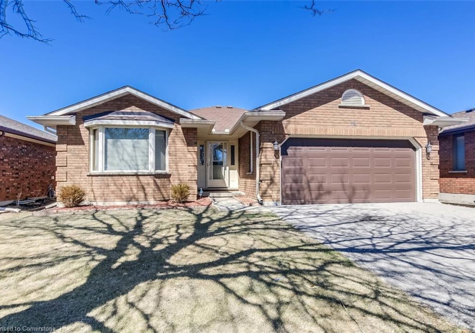 19-mann-avenue-simcoe-ontario-40711677