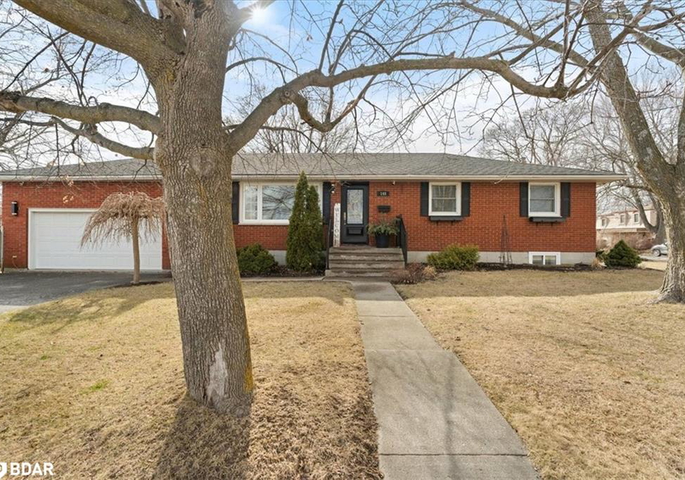 148-dufferin-avenue-trenton-ontario-40712551