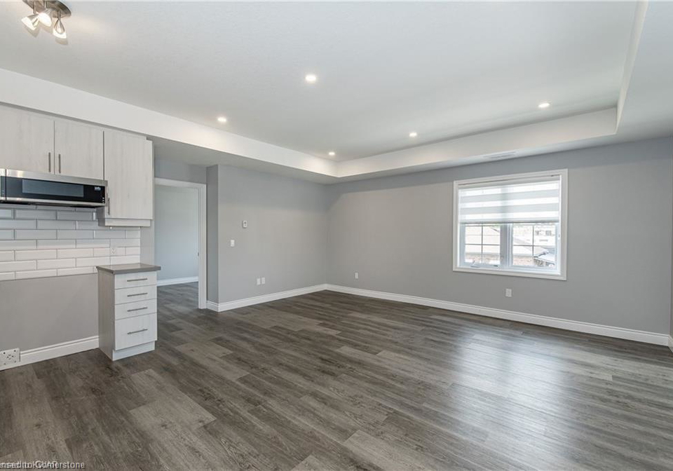 161-ottawa-street-s-kitchener-ontario-40712822