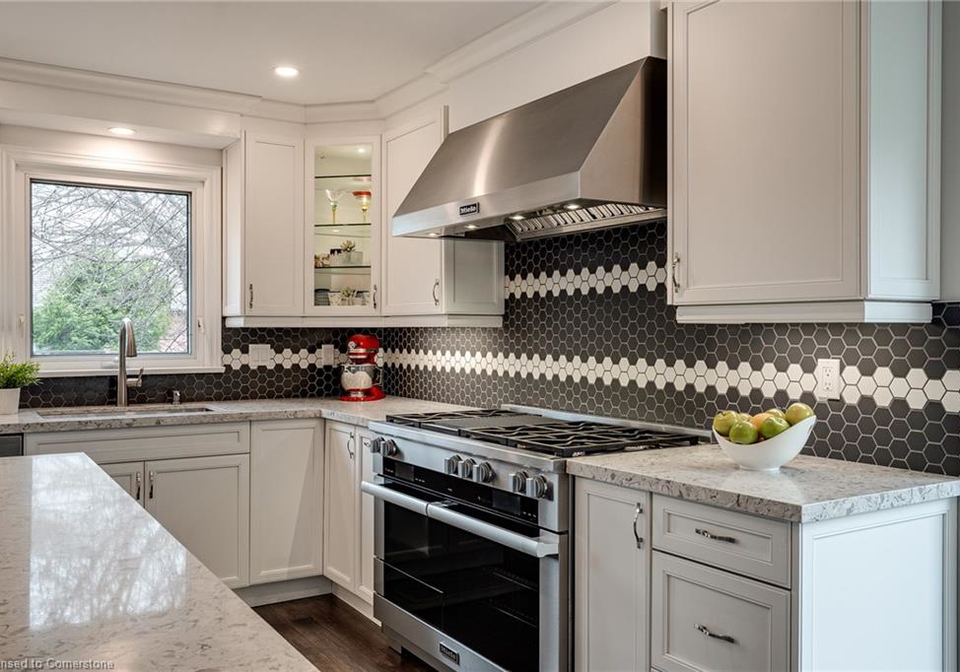 2233-towne-boulevard-oakville-ontario-40712937