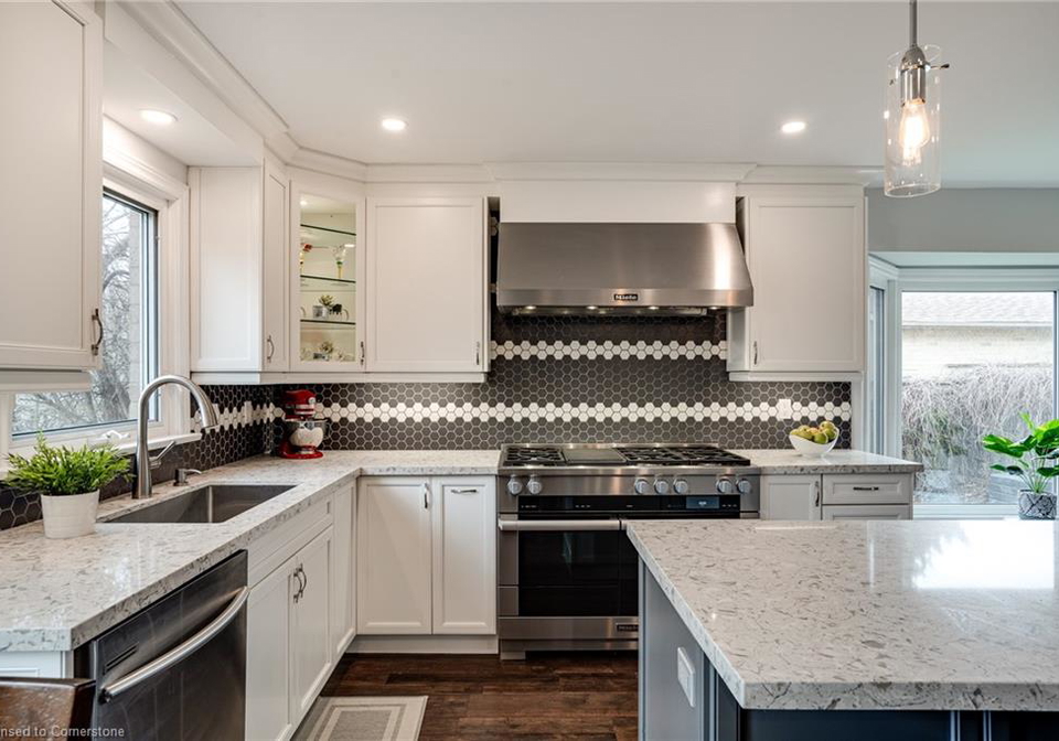 2233-towne-boulevard-oakville-ontario-40712937