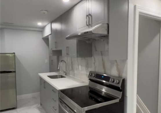 38-brandy-crescent-kitchener-ontario-40713002