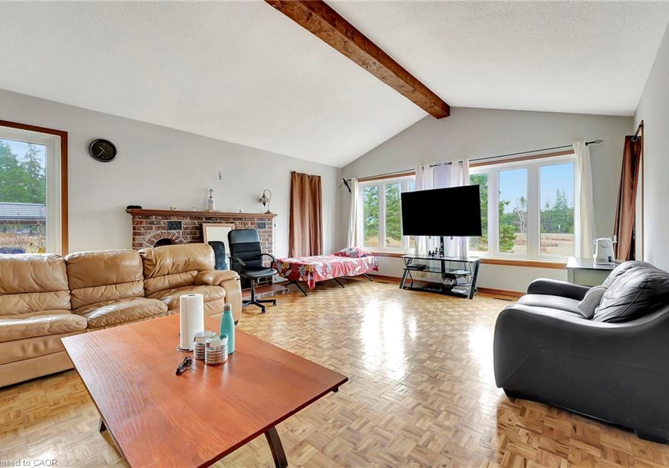 2280-highway-6-flamborough-ontario-40713442