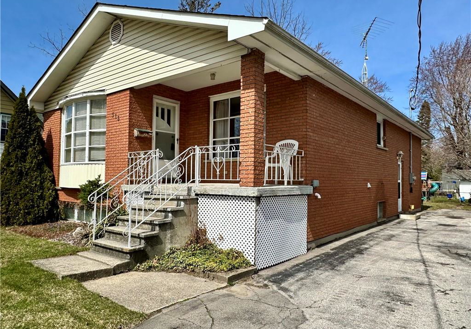 515-broad-street-w-dunnville-ontario-40713481