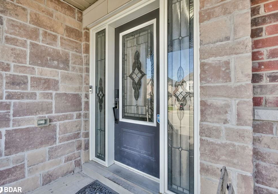 55-tyndall-drive-bradford-ontario-40713789