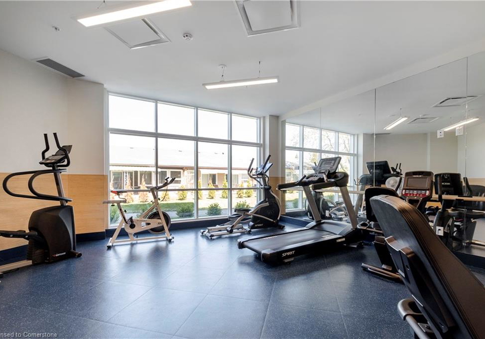 29-nolan-trail-hamilton-ontario-40714401