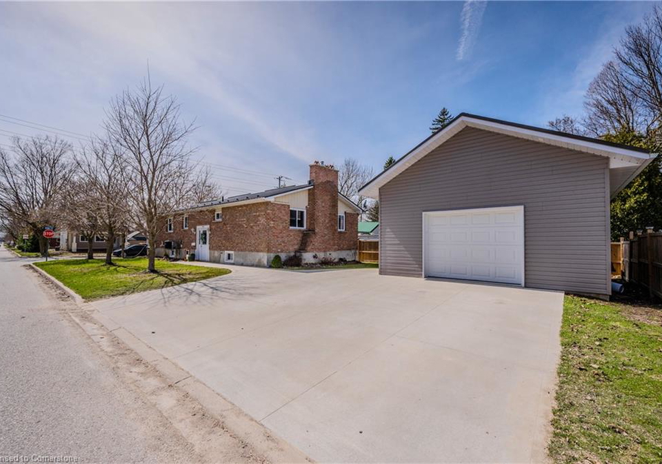 339-elma-street-e-listowel-ontario-40714677