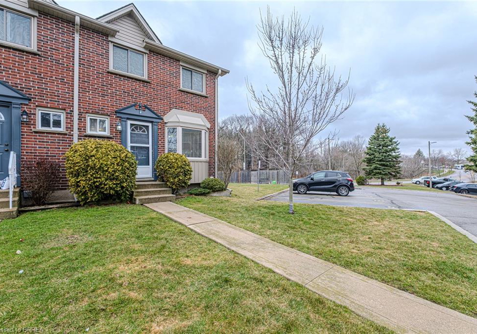 149-brantwood-park-road-brantford-ontario-40715166