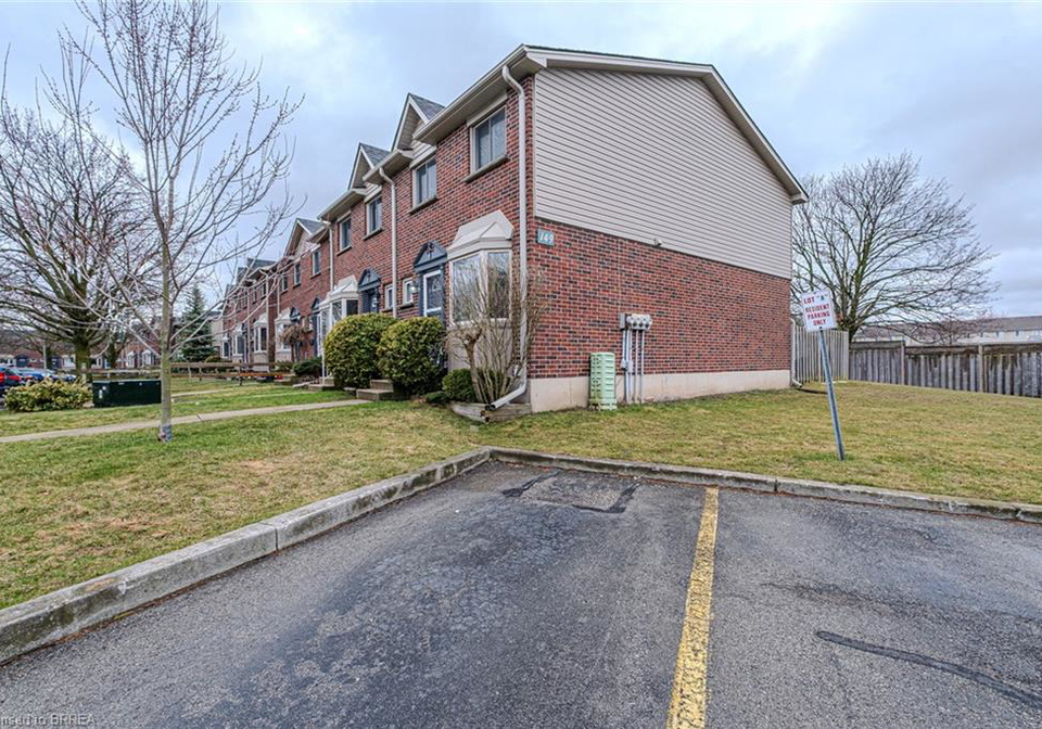 149-brantwood-park-road-brantford-ontario-40715166