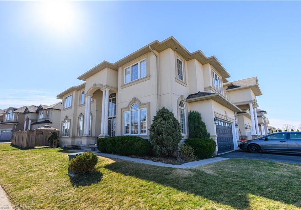 111-irwin-avenue-ancaster-ontario-40715203
