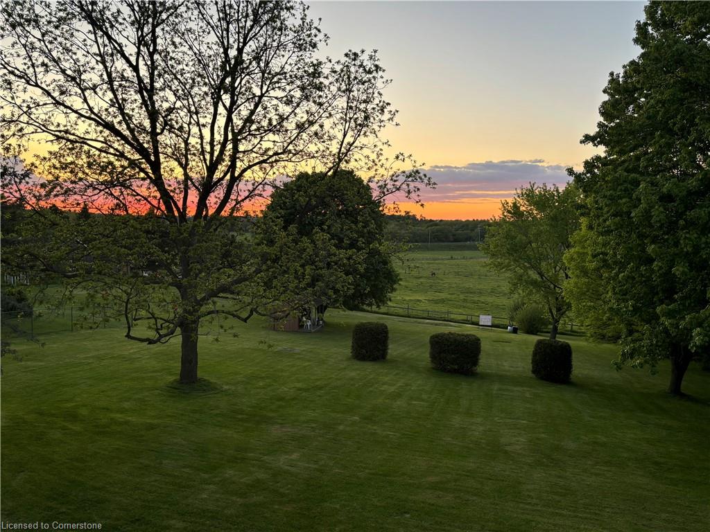 418-country-squire-road-waterloo-ontario-40716219