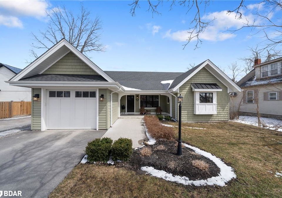 60-need-street-bobcaygeon-ontario-40716387