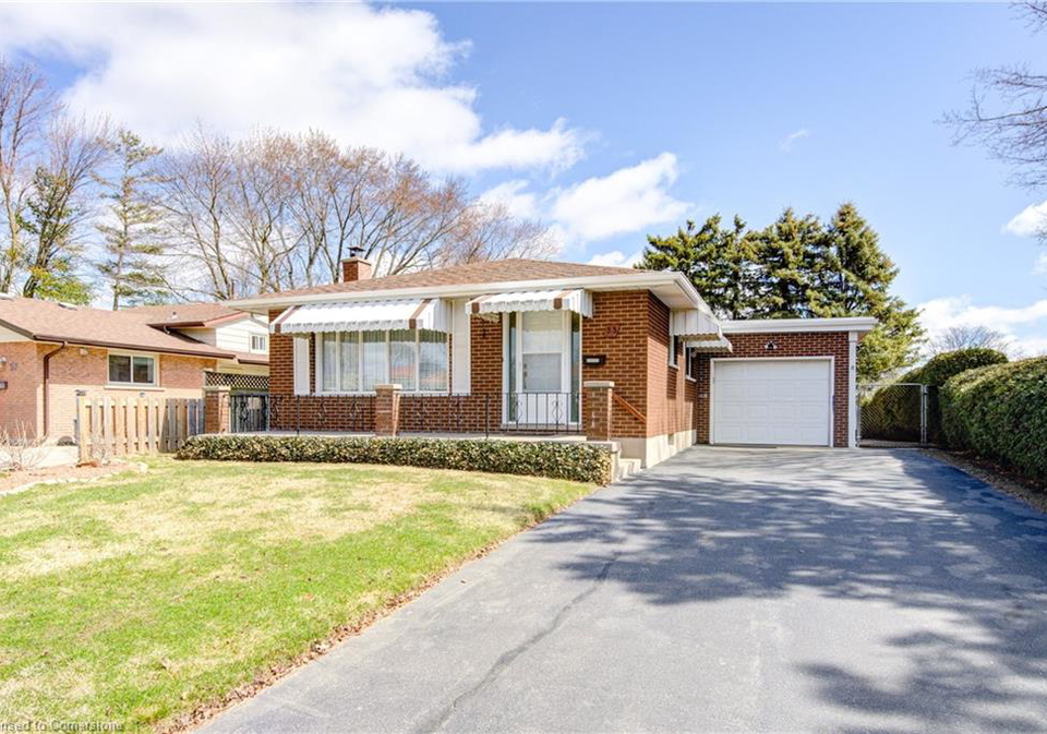 53-kingswood-drive-kitchener-ontario-40716591