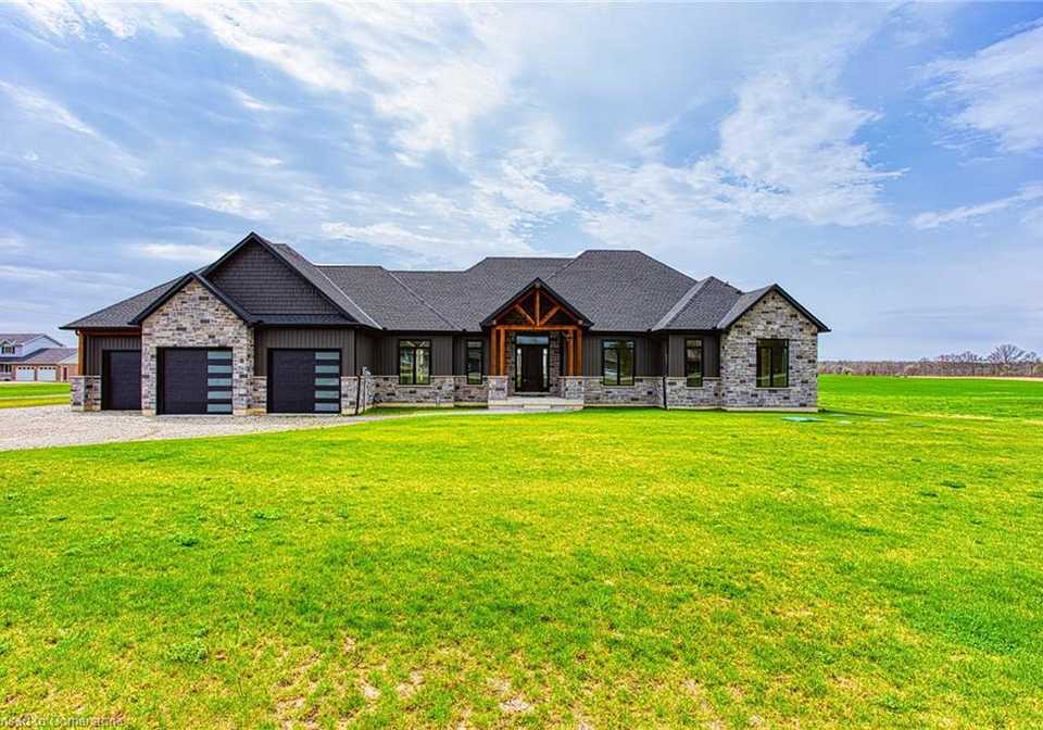 9392-silver-street-caistor-centre-ontario-40716651