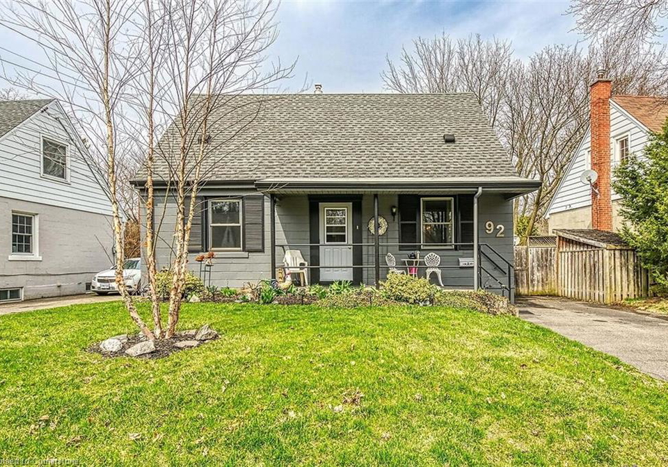92-gary-avenue-hamilton-ontario-40716739