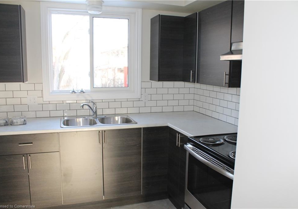 572-glen-forrest-boulevard-waterloo-ontario-40716863