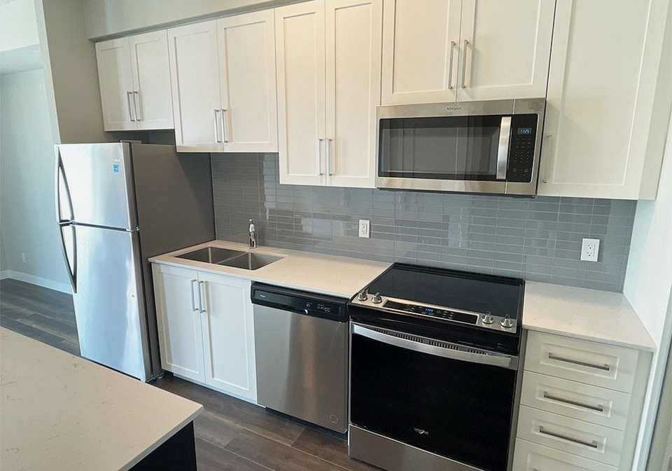 15-queen-st-ns-street-hamilton-ontario-40716956