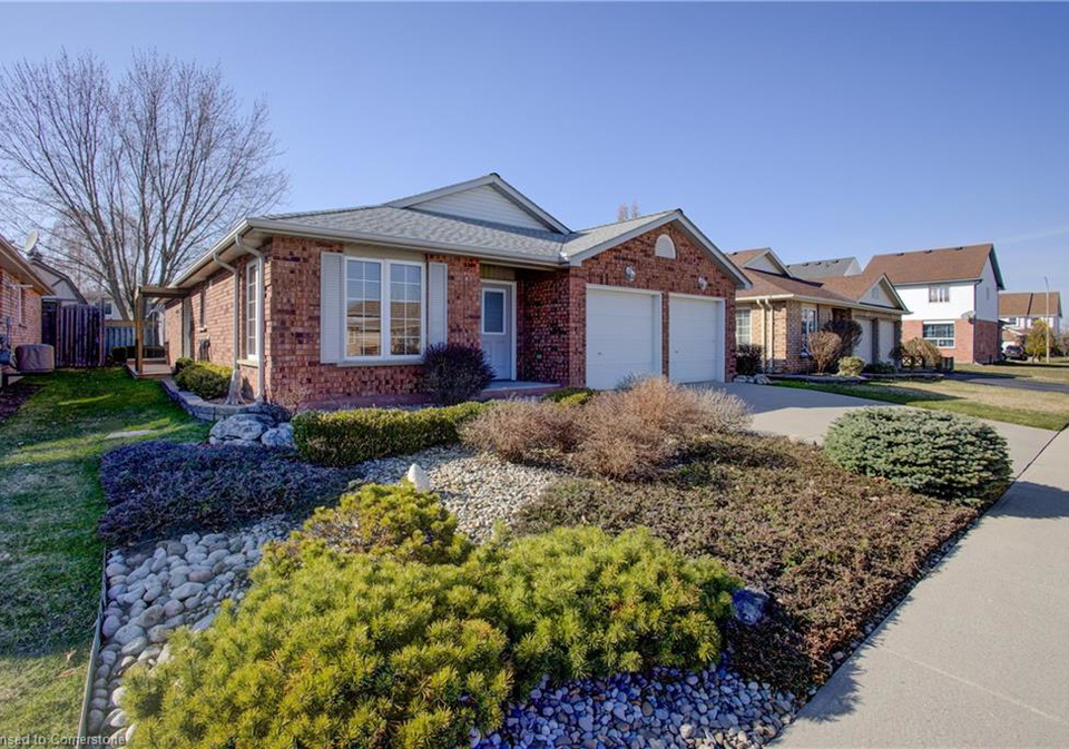 868-fairway-crescent-kitchener-ontario-40717043