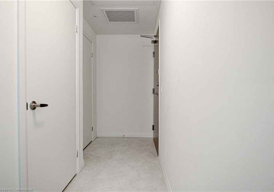 108-garment-street-s-kitchener-ontario-40717051