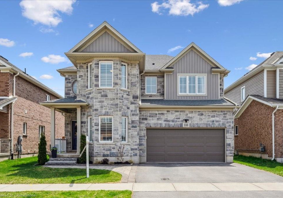 133-eaglecrest-street-kitchener-ontario-40717073