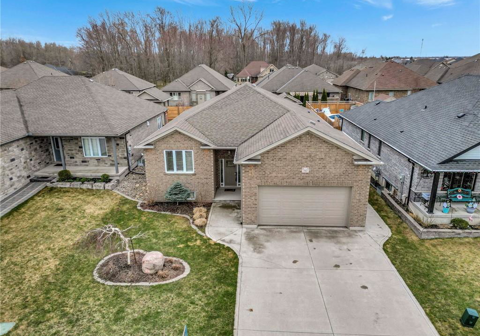 940-reserve-avenue-s-listowel-ontario-40717313