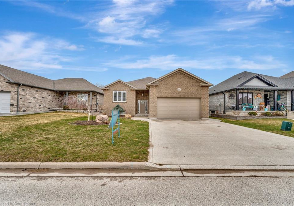 940-reserve-avenue-s-listowel-ontario-40717313