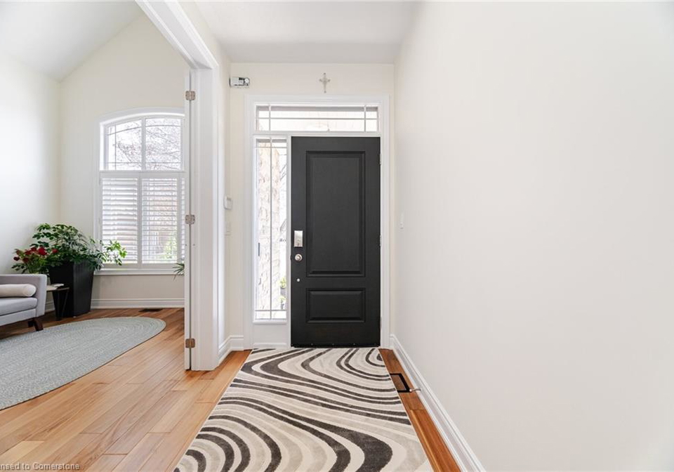 221-cathcart-crescent-minton-ontario-40717364