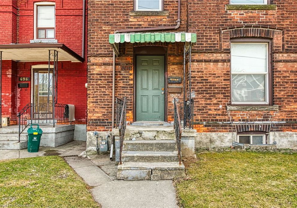 694-wilson-street-hamilton-ontario-40717397