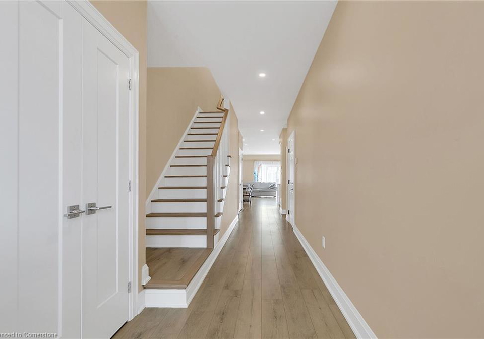 114-springvalley-crescent-hamilton-ontario-40717528