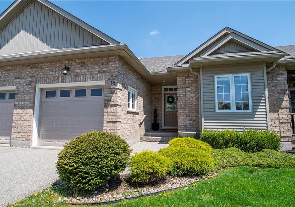 149-laschinger-boulevard-new-hamburg-ontario-40717586