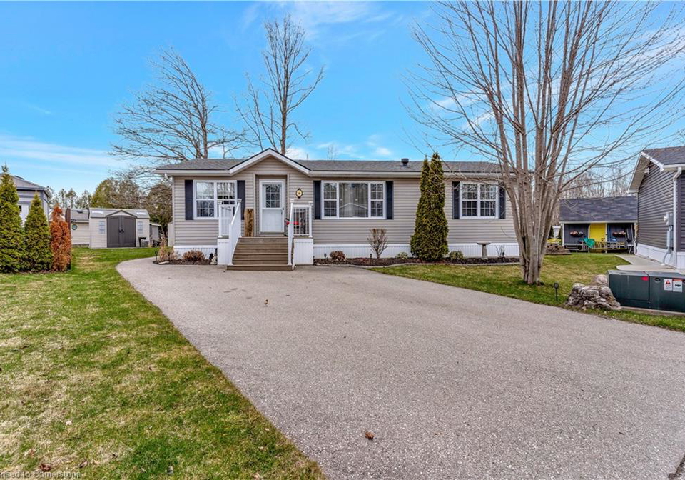 1429-sheffield-road-flamborough-ontario-40717656