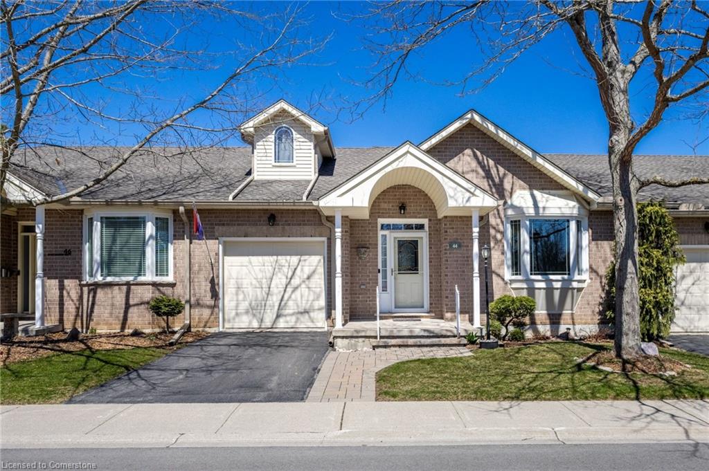 44-bluelagoon-drive-glanbrook-ontario-40717675
