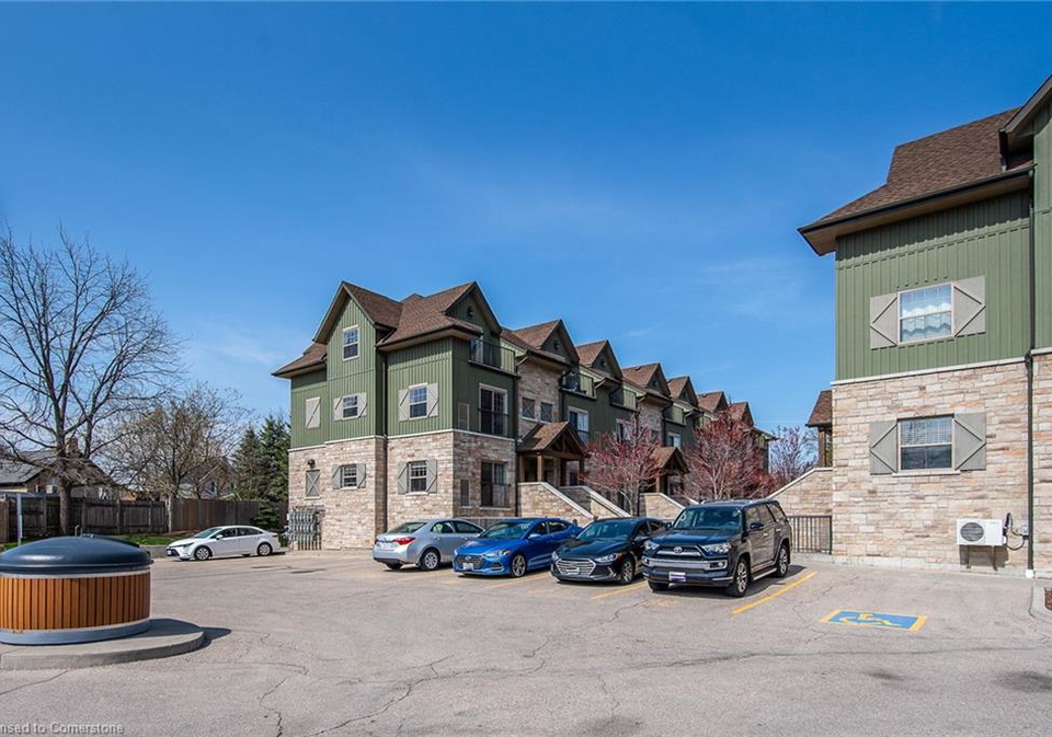 112-union-street-e-waterloo-ontario-40718991