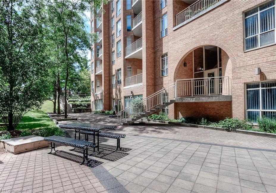 1414-king-street-e-kitchener-ontario-40719665