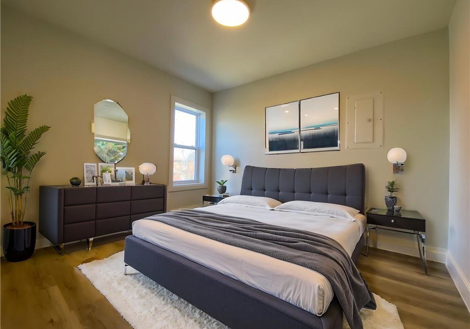 15-greenaway-avenue-hamilton-ontario-40719800