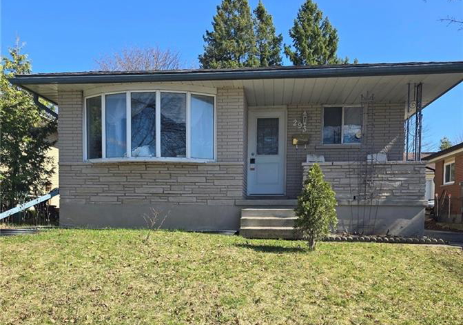 293-kinzie-avenue-kitchener-ontario-40719993