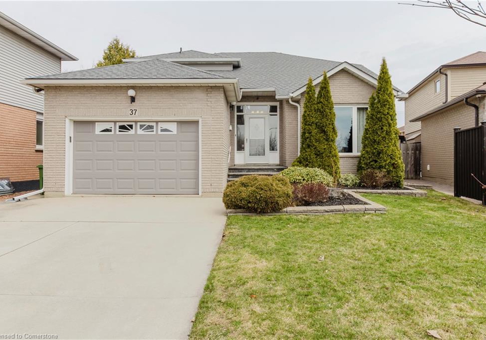37-springgarden-crescent-stoney-creek-ontario-40720167